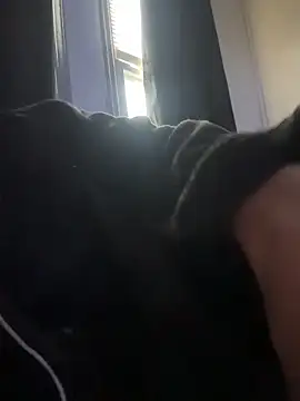 makeyoucum1716 online show from 12, 11, 2025