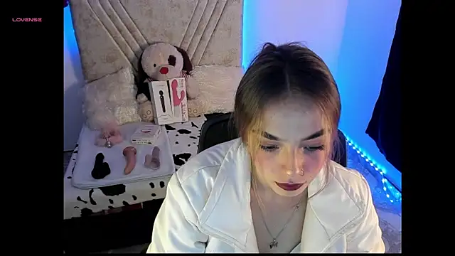 Mia Victoria22 online show from 28, 4, 2026