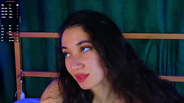 Snapshot of BettyMaldonado chatting on 21, 11, 2025 BettyMaldonado online show from 21, 11, 2025