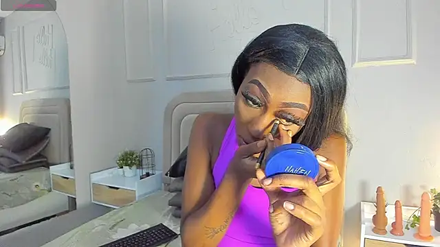 Anamonrroe online show from 4, 2, 2026