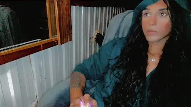 HTXBBY3130 online show from 28, 9, 2025