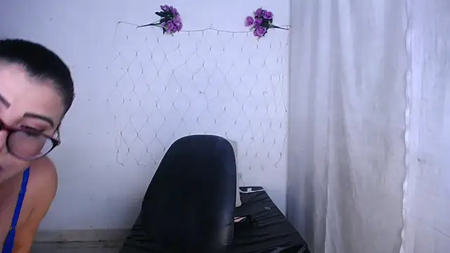 ValeriaHairy online show from 2, 2, 2026