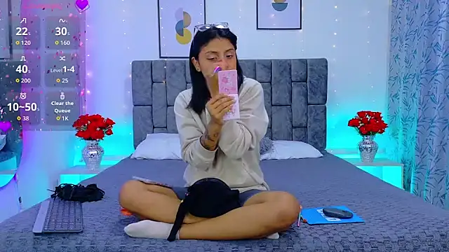 Soffia Konig  online show from 22, 4, 2026