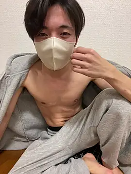 Yuma0718 online show from 12, 2, 2026