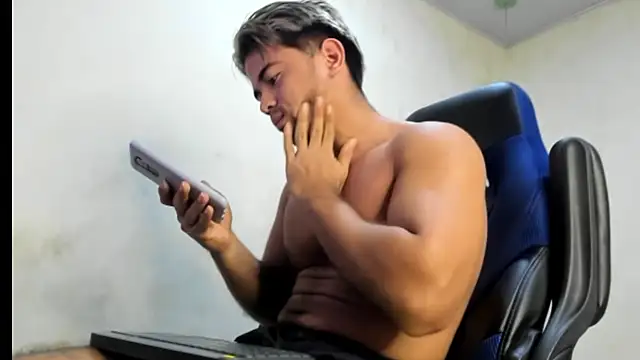 Snapshot of Bellion_grant chatting on 20, 10, 2025 Bellion grant online show from 20, 10, 2025