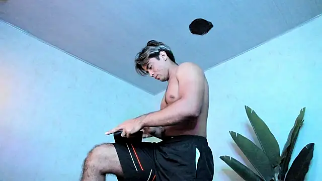 Snapshot of Bellion_grant chatting on 23, 12, 2025 Bellion grant online show from 23, 12, 2025