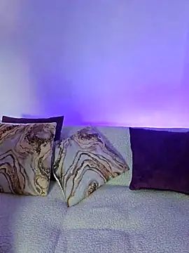 Snapshot of AliishaPss chatting on 28, 11, 2025 AliishaPss online show from 28, 11, 2025