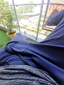 Snapshot of YoursThickDick chatting on 17, 9, 2025 YoursThickDick online show from 17, 9, 2025