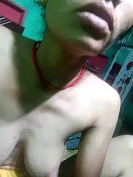 Snapshot of Shreya-couple chatting on 28, 9, 2025 Shreya-couple online show from 28, 9, 2025