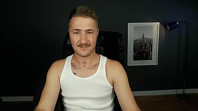 Snapshot of Mr_At_ chatting on 19, 9, 2025 Mr At online show from 19, 9, 2025