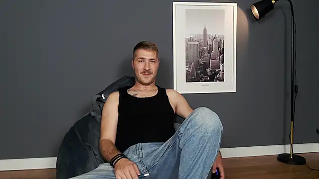 Snapshot of Mr_At_ chatting on 23, 9, 2025 Mr At online show from 23, 9, 2025