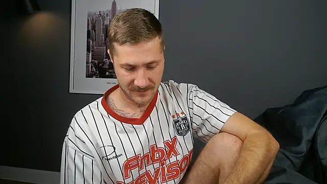 Snapshot of Mr_At_ chatting on 29, 10, 2025 Mr At online show from 29, 10, 2025