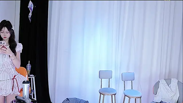 QY 001 online show from 22, 9, 2025