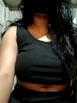 Snapshot of DiyaRoy49 chatting on 16, 11, 2025 DiyaRoy49 online show from 16, 11, 2025