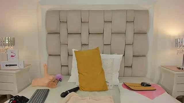 frehia dimou online show from 11, 10, 2025