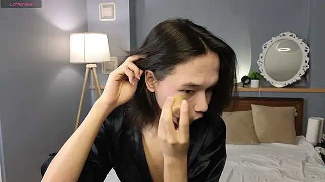 okerriella online show from 16, 10, 2025