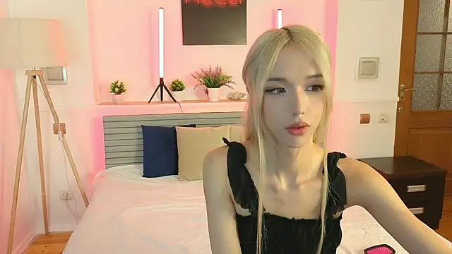 okerriella online show from 24, 4, 2026