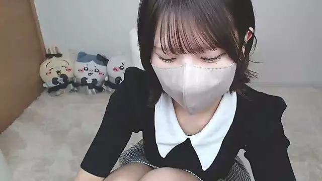 Snapshot of yuna_rin chatting on 16, 12, 2025 yuna rin online show from 16, 12, 2025