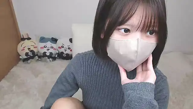 Snapshot of yuna_rin chatting on 18, 12, 2025 yuna rin online show from 18, 12, 2025