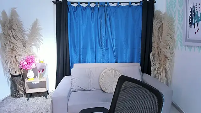 SofiaRivera1 online show from 28, 3, 2026