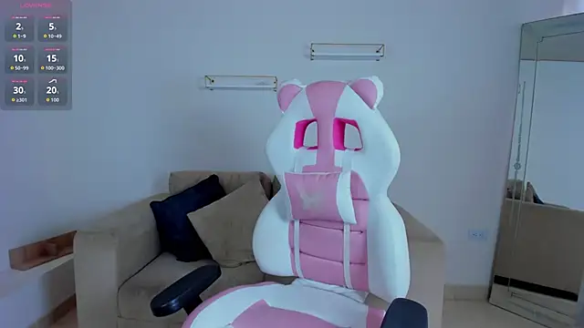 april smiith online show from 12, 3, 2026