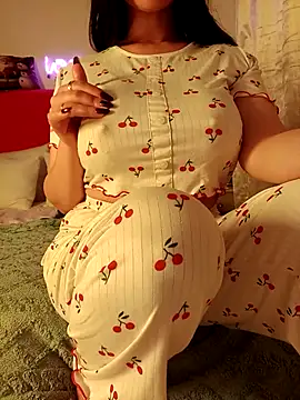 Snapshot of OnlyRima chatting on 6, 1, 2026 OnlyRima online show from 6, 1, 2026