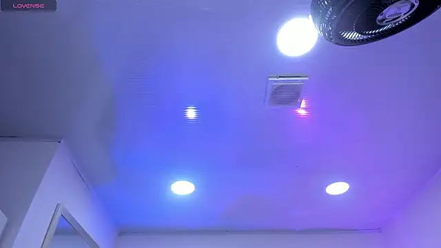 im Lorena online show from 22, 4, 2026