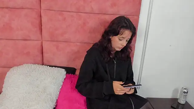 HellAndDante  online show from 12, 10, 2025