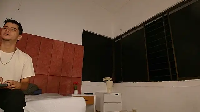 HellAndDante  online show from 8, 3, 2026