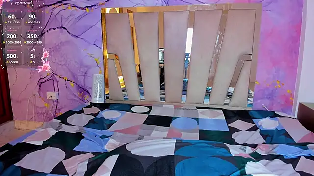 Elowen Clark online show from 23, 10, 2025