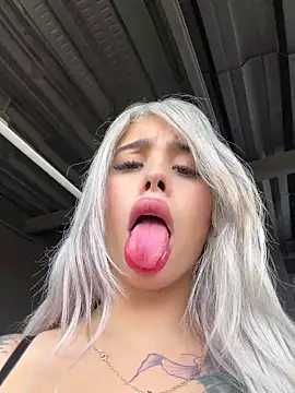 YouCandiSumisa online show from 25, 4, 2026