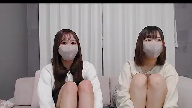 Snapshot of _YUI_CHAN_ chatting on 27, 10, 2025 YUI CHAN online show from 27, 10, 2025