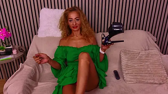 aellabeyonce online show from 27, 7, 2026