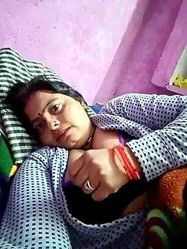 Snapshot of Hot_komal1 chatting on 17, 11, 2025 Hot komal1 online show from 17, 11, 2025