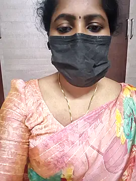 Snapshot of vasundhara26 chatting on 25, 10, 2025 vasundhara26 online show from 25, 10, 2025