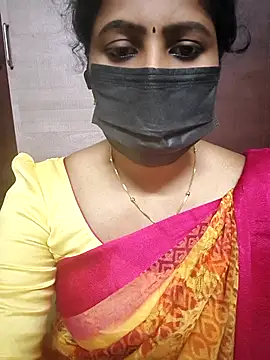 Snapshot of vasundhara26 chatting on 15, 12, 2025 vasundhara26 online show from 15, 12, 2025