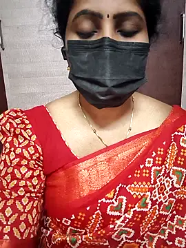 Snapshot of vasundhara26 chatting on 18, 12, 2025 vasundhara26 online show from 18, 12, 2025