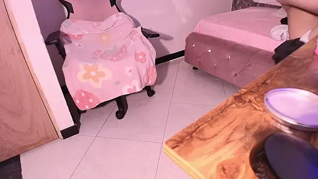 Terraelowen online show from 11, 10, 2025