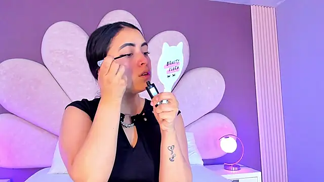 NickandAbby  online show from 5, 4, 2026