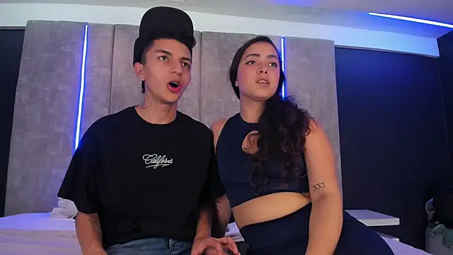 NickandAbby  online show from 21, 4, 2026