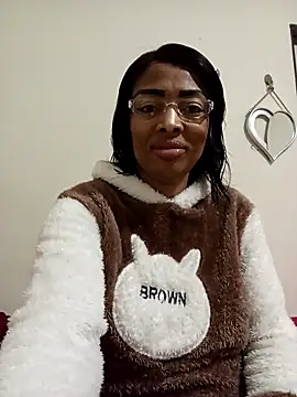 SEXYMOANSXX online show from 25, 4, 2026