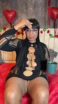 Snapshot of aranzzalatin chatting on 11, 2, 2026 aranzzalatin online show from 11, 2, 2026