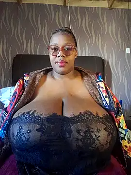 BoobsQueen46K online show from 5, 6, 2026