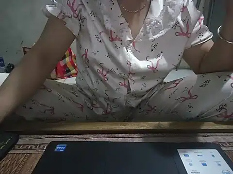 Snapshot of Xue_weng chatting on 7, 6, 2026 Xue weng online show from 7, 6, 2026