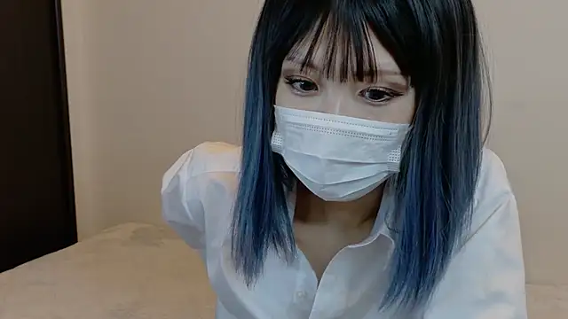 sarina at online show from 9, 1, 2026