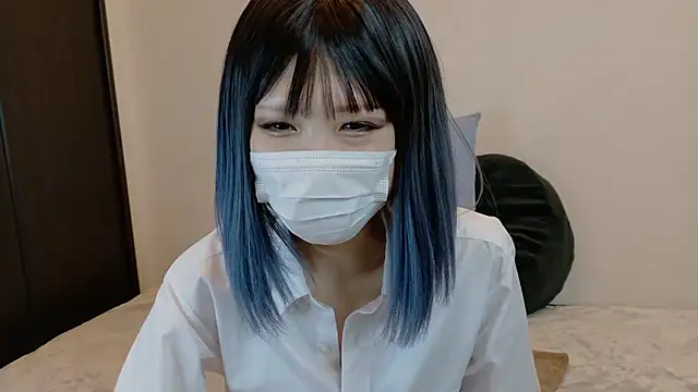 sarina at online show from 28, 2, 2026