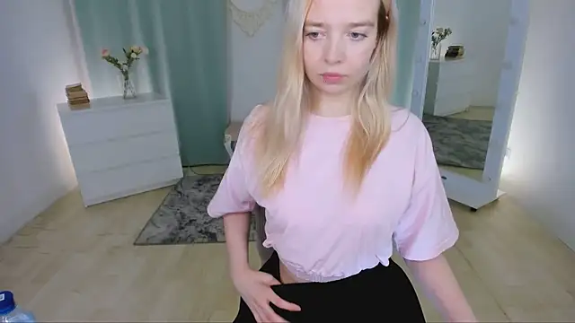 BellaMontgomery online show from 2, 8, 2026