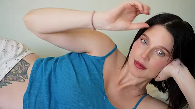 ellaa91 online show from 25, 4, 2026