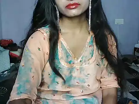 Snapshot of ROSE_GOLDE chatting on 24, 5, 2026 ROSE GOLDE online show from 24, 5, 2026
