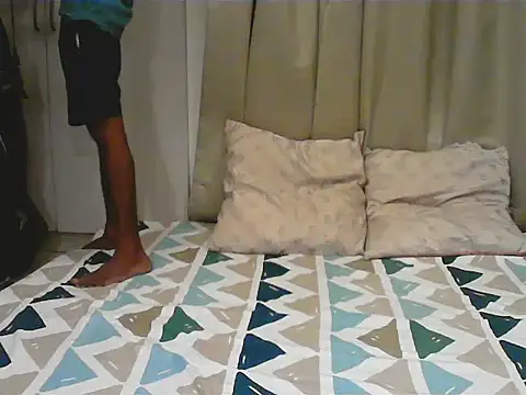 Snapshot of horny__couple_ chatting on 8, 9, 2025 horny couple online show from 8, 9, 2025